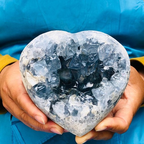 89lb natural blue crystal - natural,